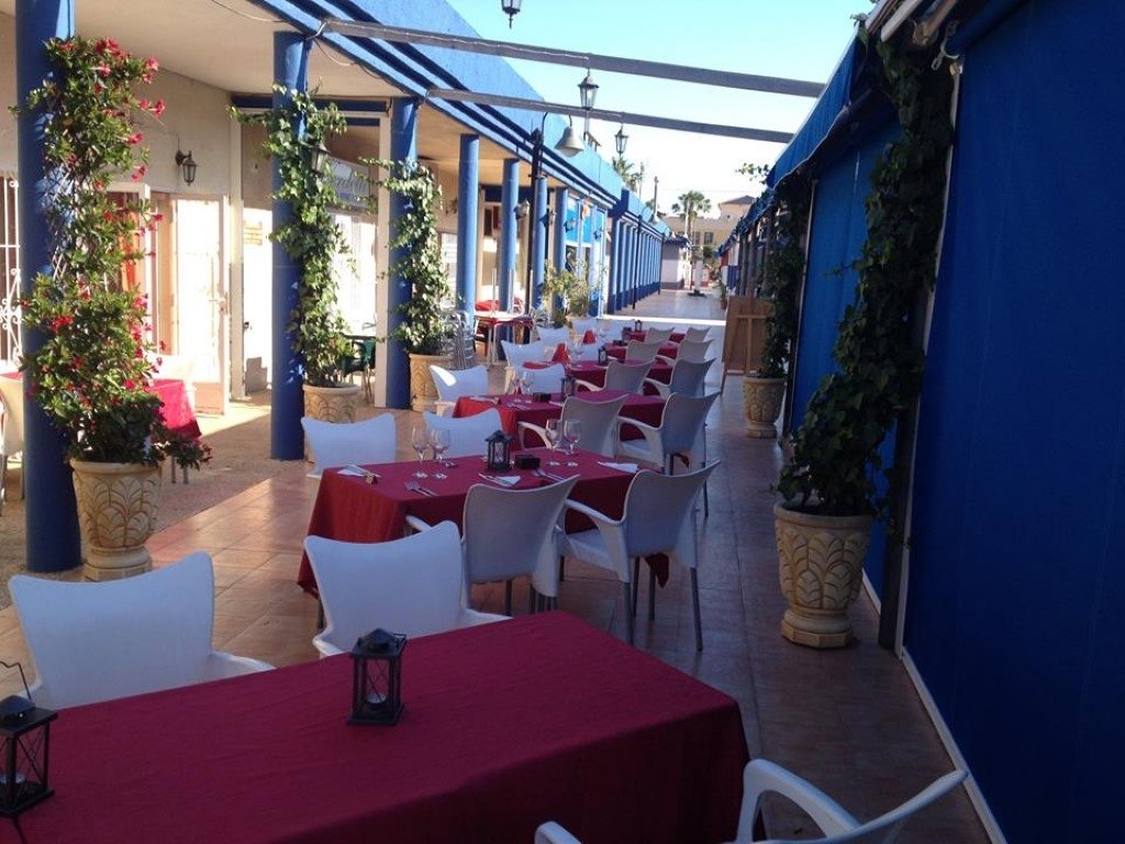 For sale: Commercial property in Los Alcázares